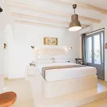 Ampelos Aparthotel 3*