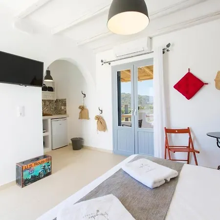 Apartahotel Ampelos