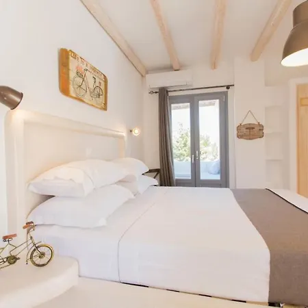 Ampelos Apartahotel Pláka