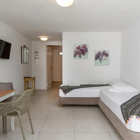 Aparthotel Ampelos Plaka (Naxos)